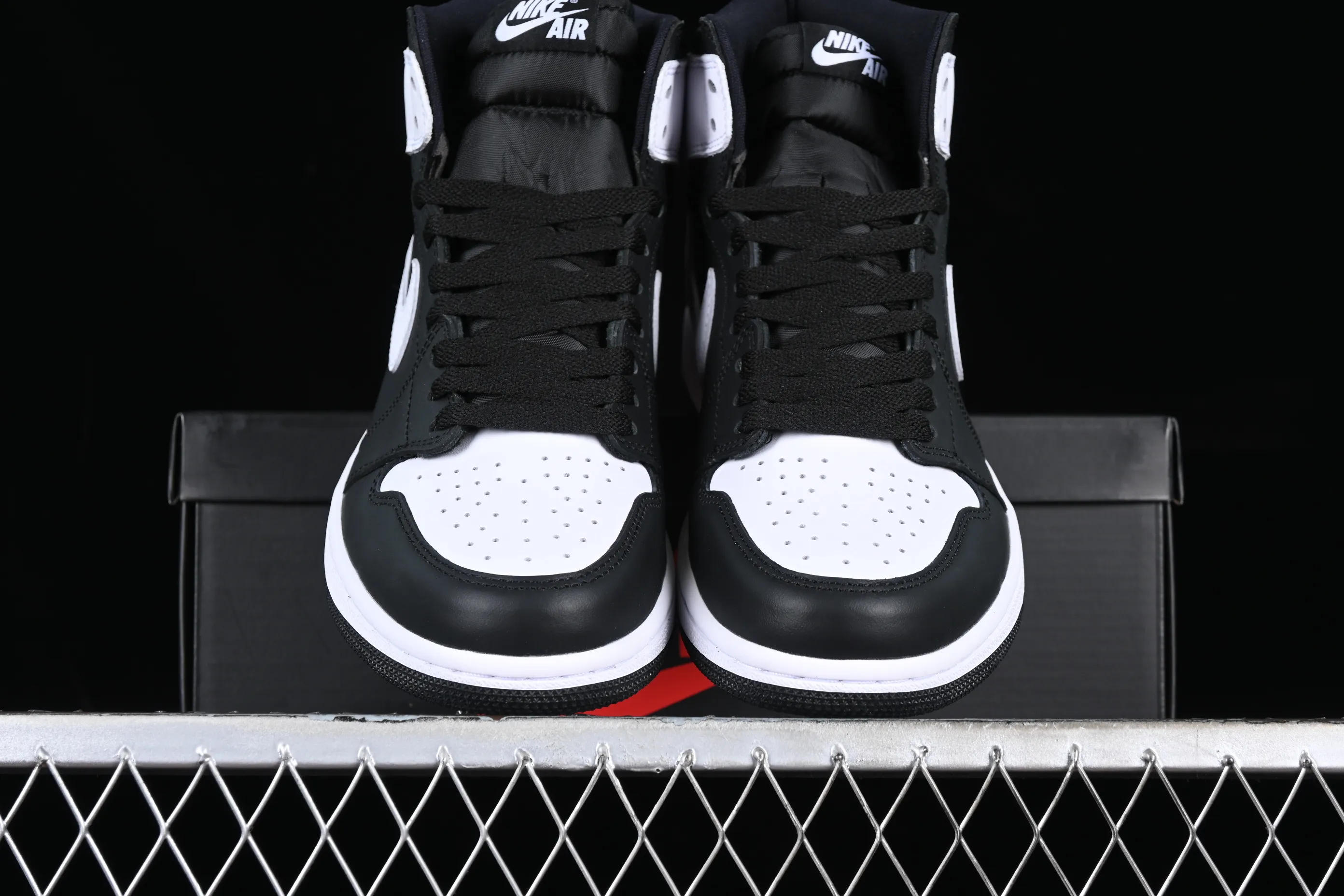 All categories Air Jordan Jordan series basketball shoes Air Jordan 1 High Air Jordan 1 High OG "Reverse Panda" AJ1 Joe 1 Panda DZ5485-010